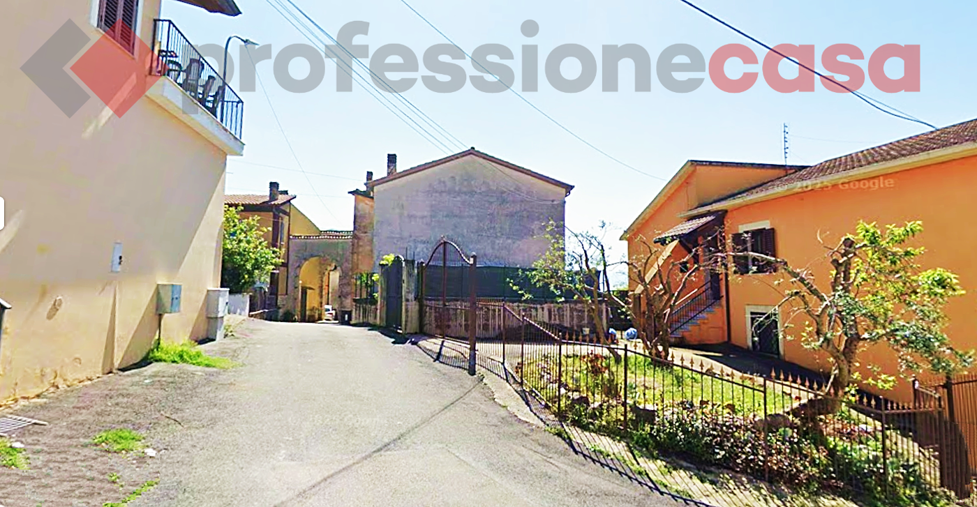 Stabile/Palazzo in vendita a Piedimonte San Germano