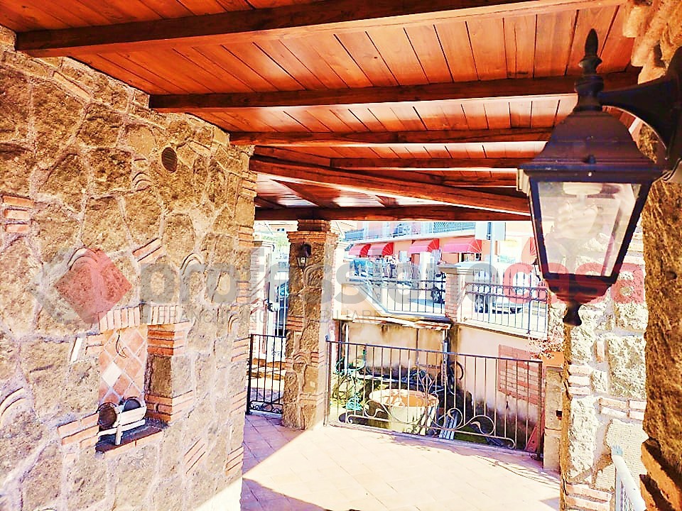 Casa indipendente in vendita a Piedimonte San Germano