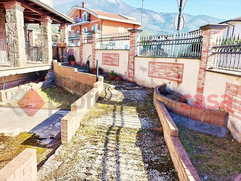 Casa indipendente in vendita a Piedimonte San Germano