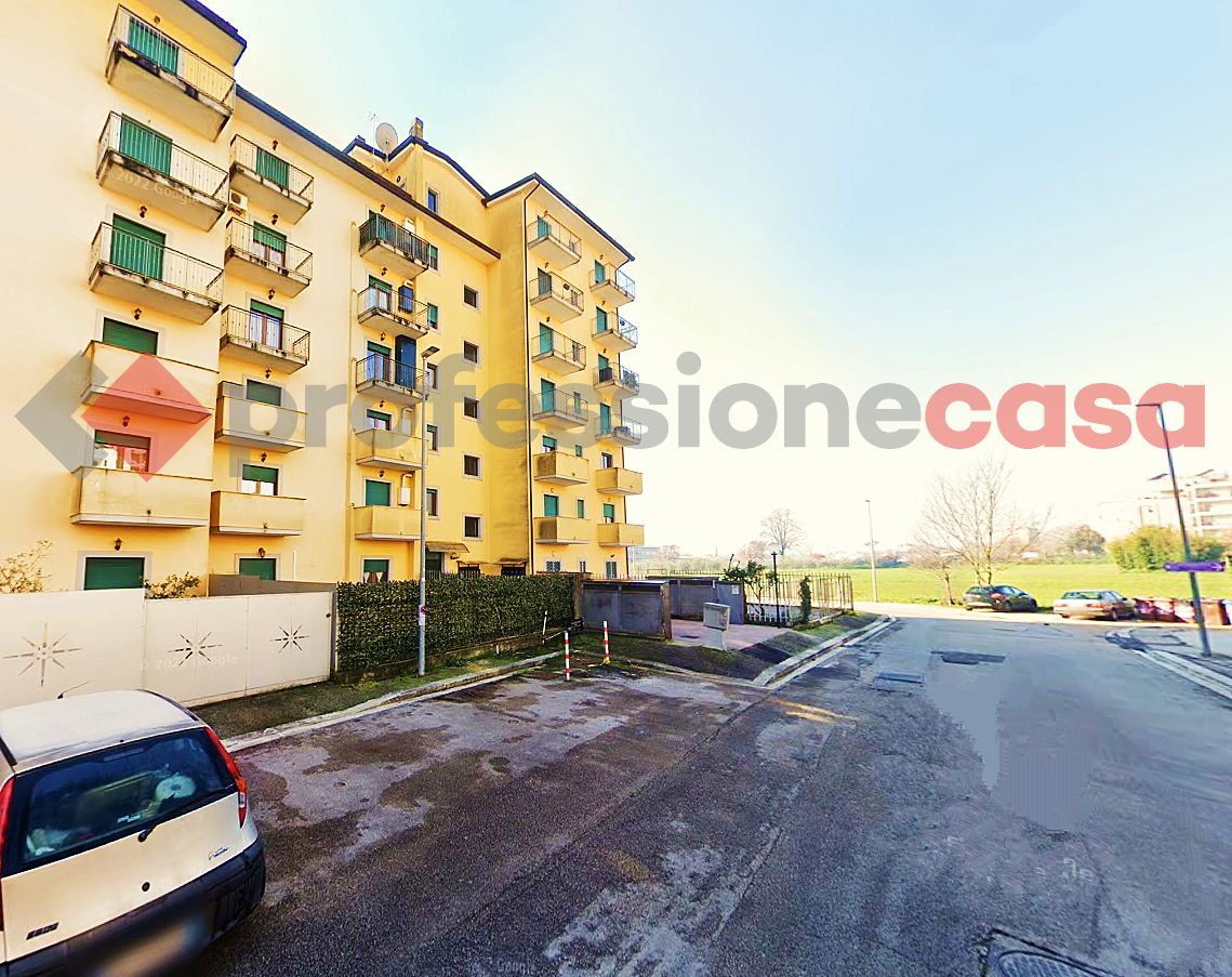 Box/Garage 24mq in vendita a Piedimonte San Germano