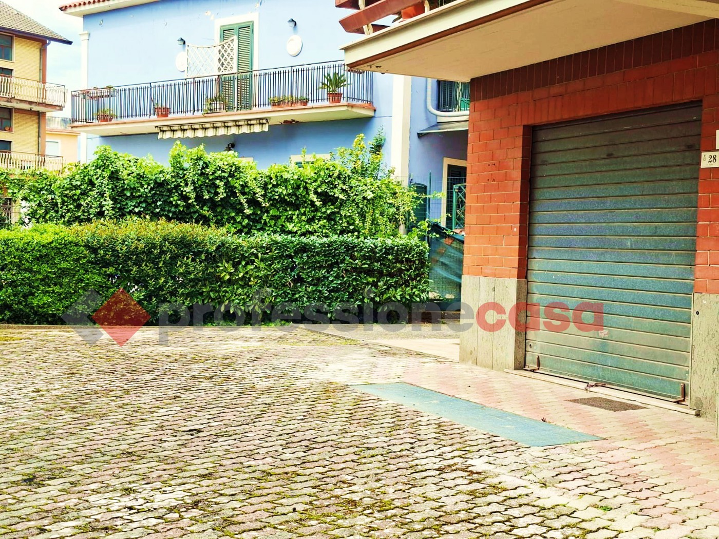 Negozio in affitto a Piedimonte San Germano