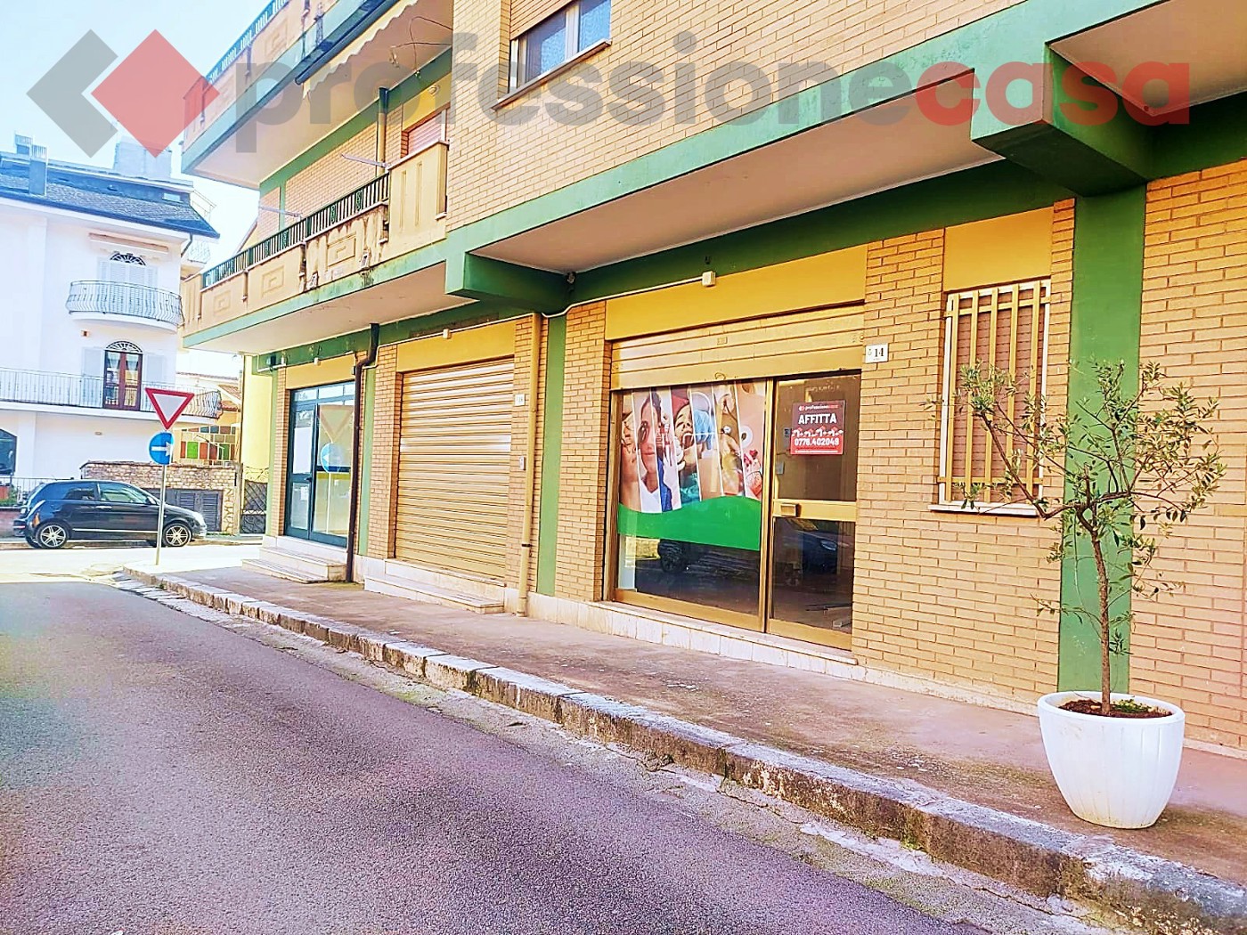 Negozio in affitto a Piedimonte San Germano