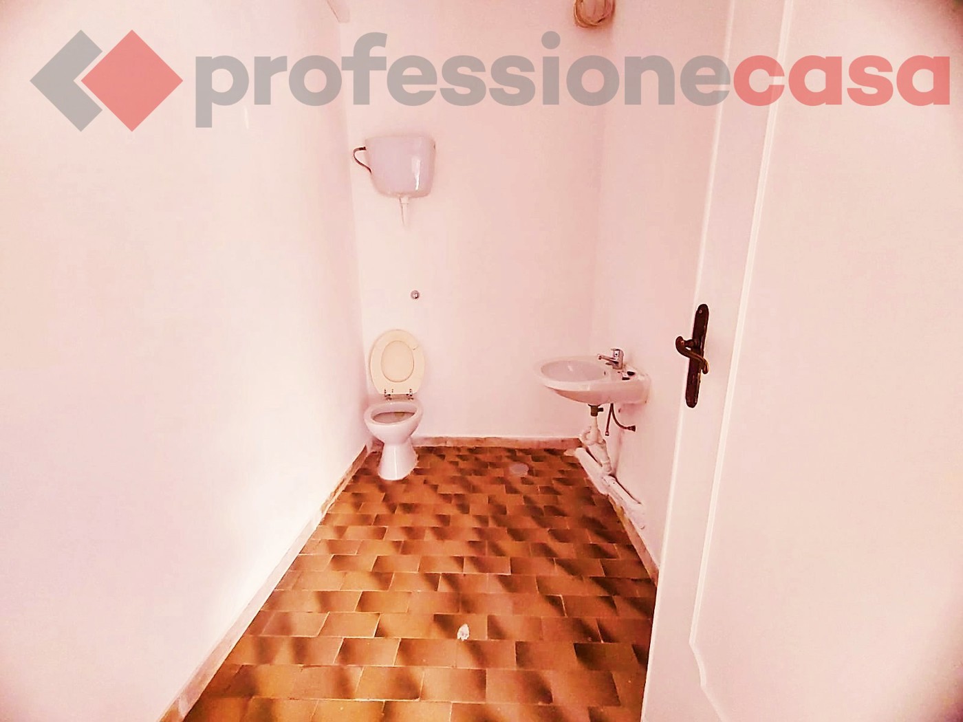 Negozio in affitto a Piedimonte San Germano