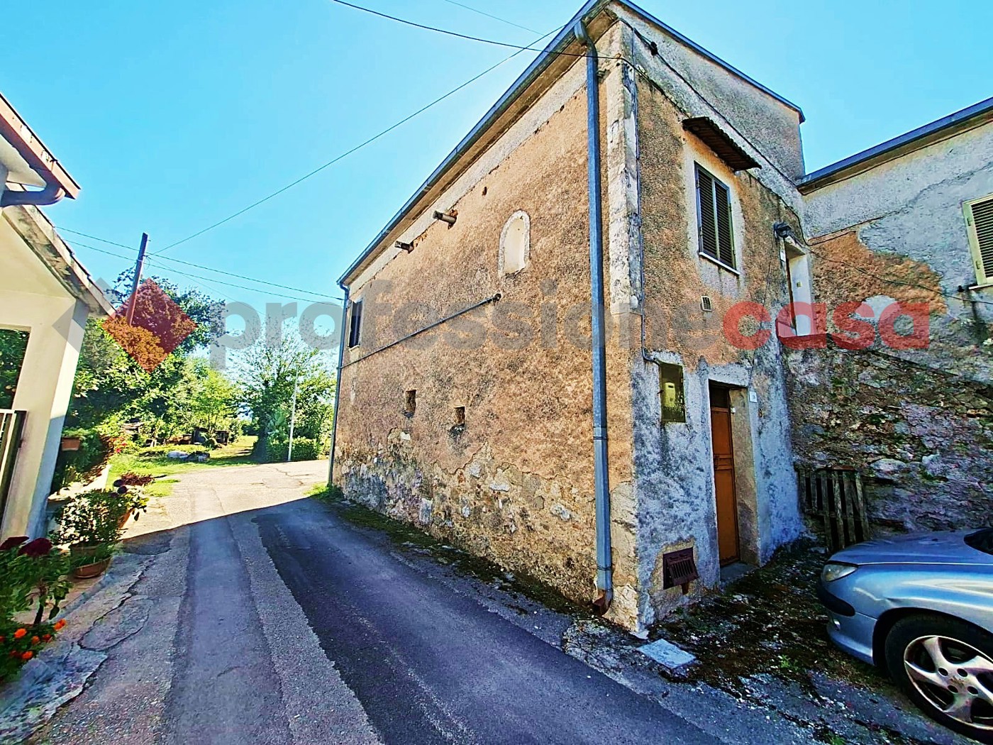 Casa indipendente in vendita a Villa Santa Lucia