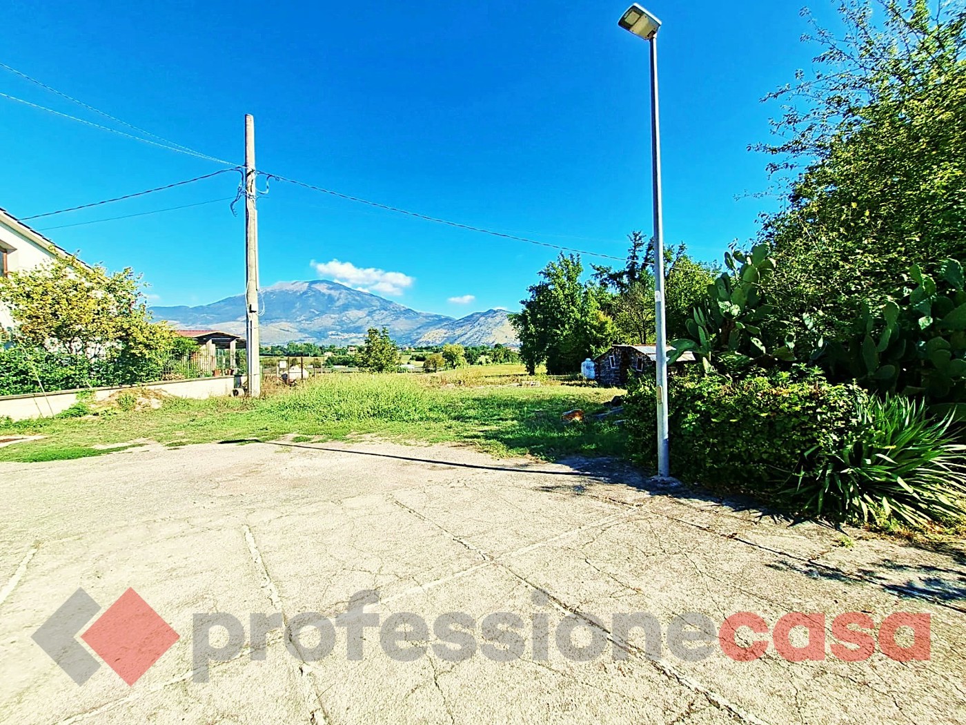 Casa indipendente in vendita a Villa Santa Lucia