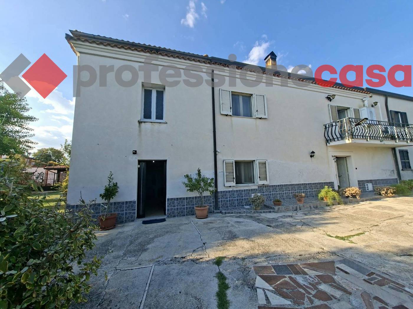 Casa indipendente in vendita a Villa Santa Lucia