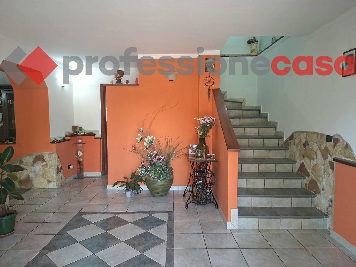 Casa indipendente in vendita a Villa Santa Lucia