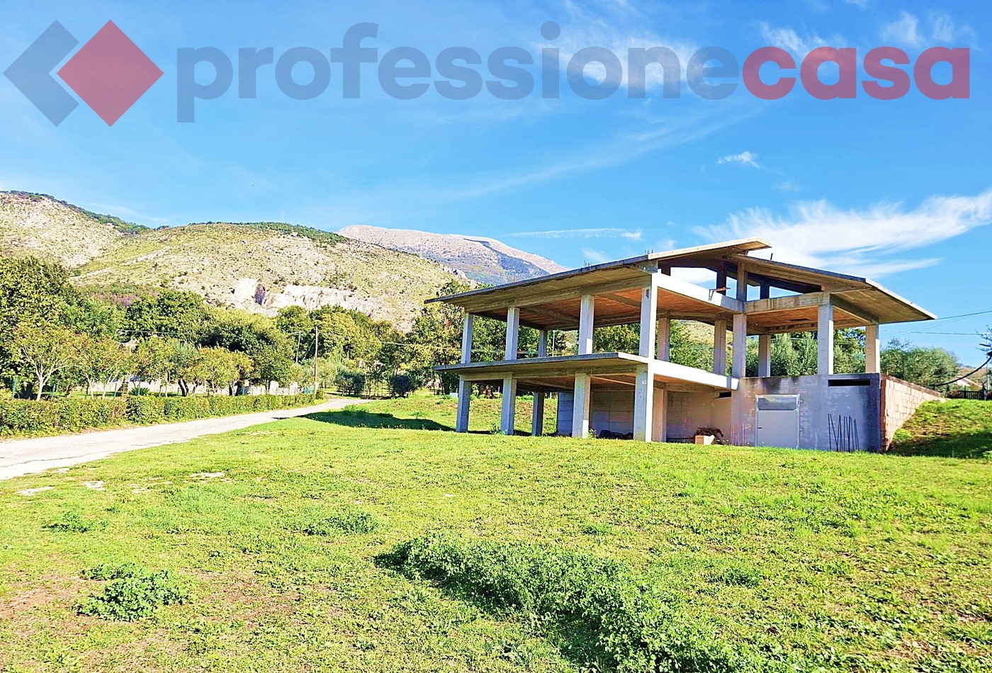 Casa indipendente in vendita a Piedimonte San Germano
