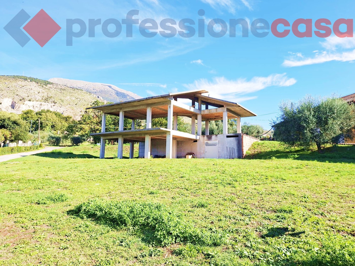 Casa indipendente in vendita a Piedimonte San Germano