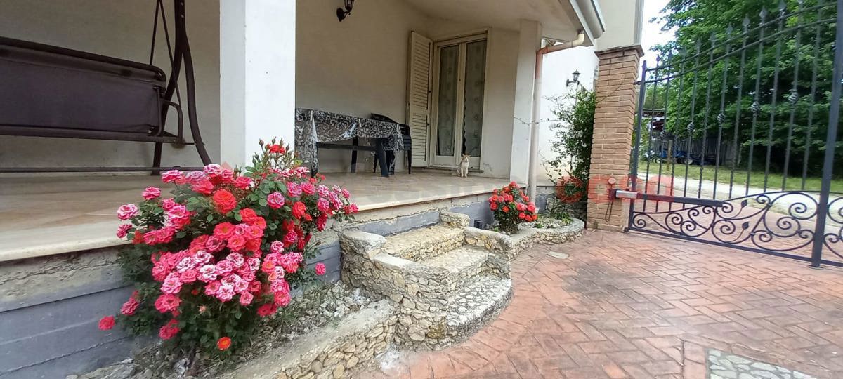 Villa con giardino a Frosinone
