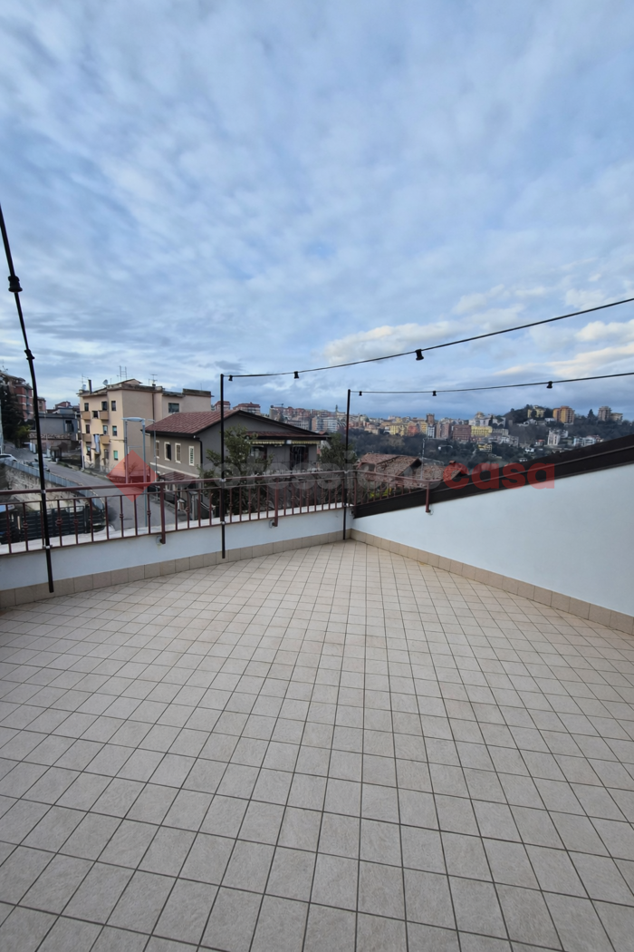 Trilocale arredato in affitto a Frosinone