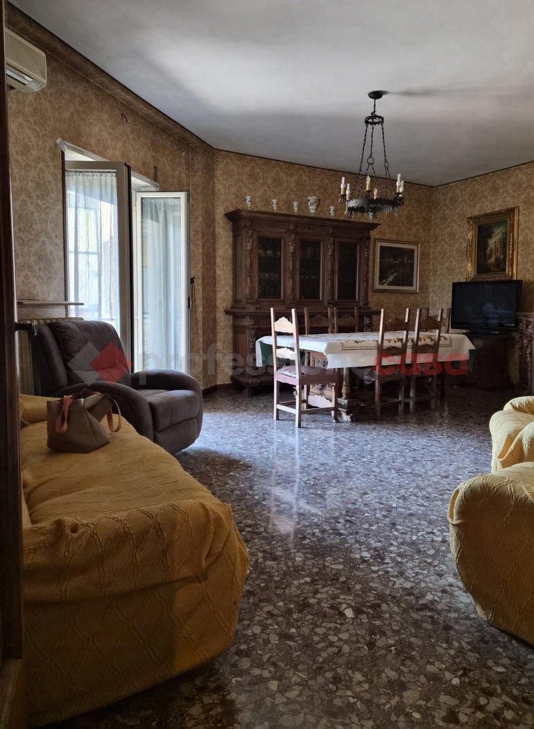 Appartamento arredato in affitto a Frosinone