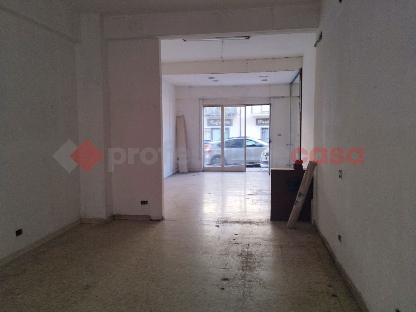 Negozio in vendita a Ceccano