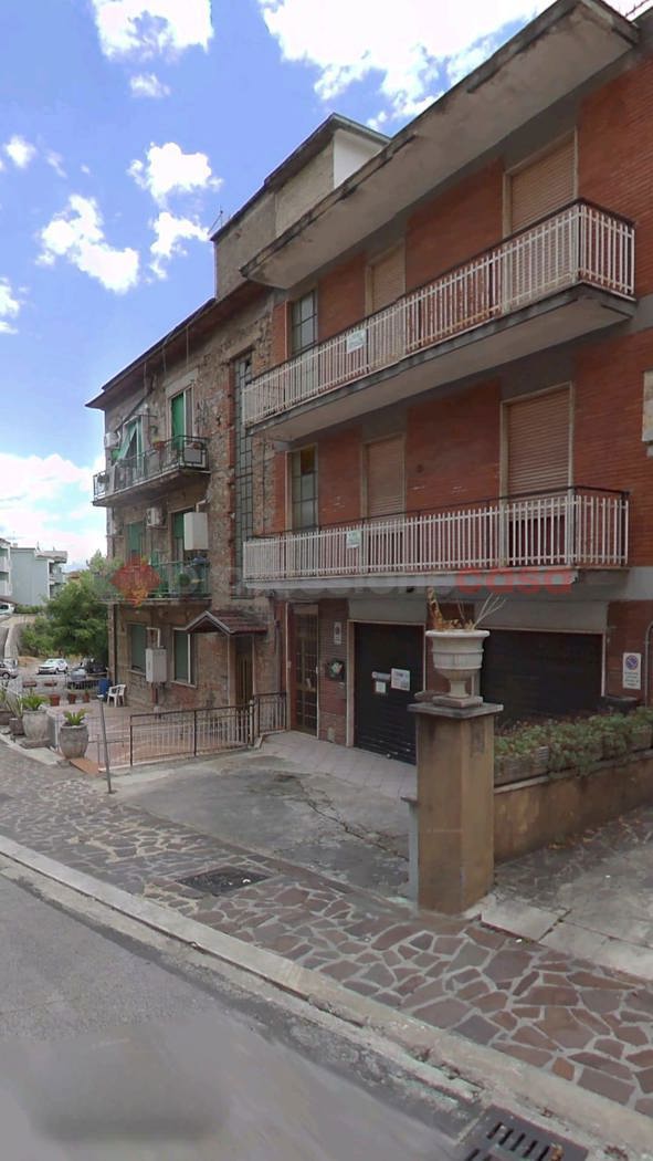 Quadrilocale in vendita a Frosinone