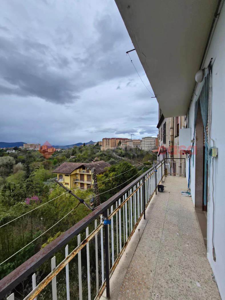 Quadrilocale in vendita a Frosinone