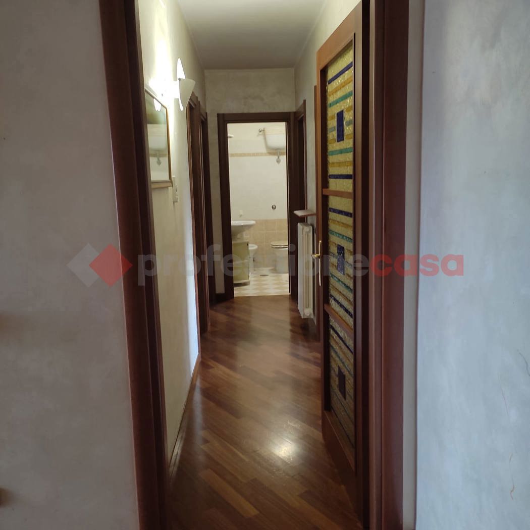 Quadrilocale arredato in affitto a Frosinone