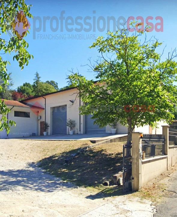 Magazzino in vendita a Frosinone