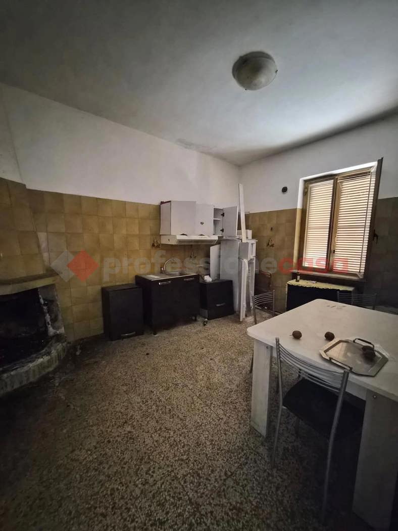 Casa indipendente in vendita a Frosinone