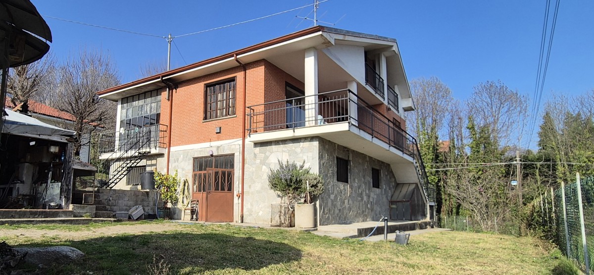 Villa con giardino a Cantalupa