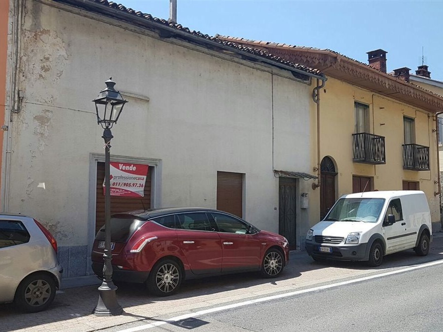 Casa indipendente con giardino a Frossasco