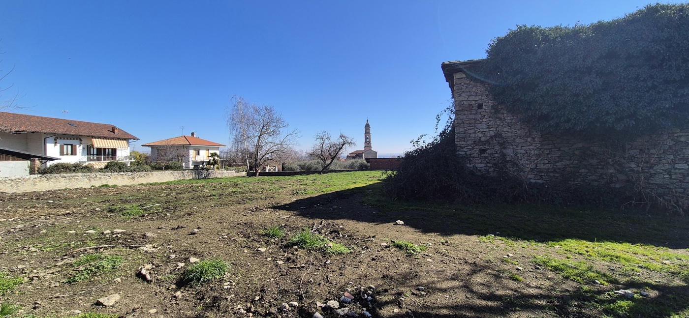 Rustico con giardino a Frossasco