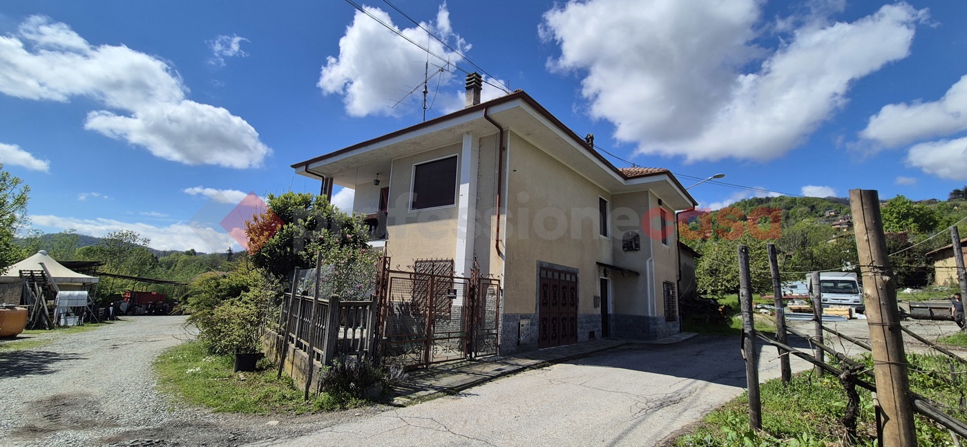 Casa indipendente con giardino a Frossasco