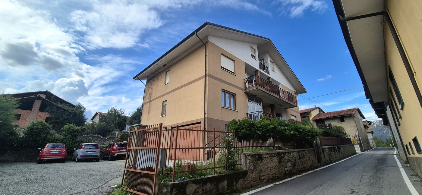 Trilocale ristrutturato a Roletto