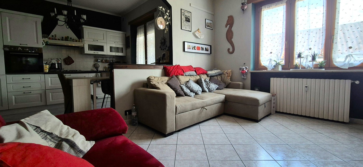 Trilocale ristrutturato a Roletto