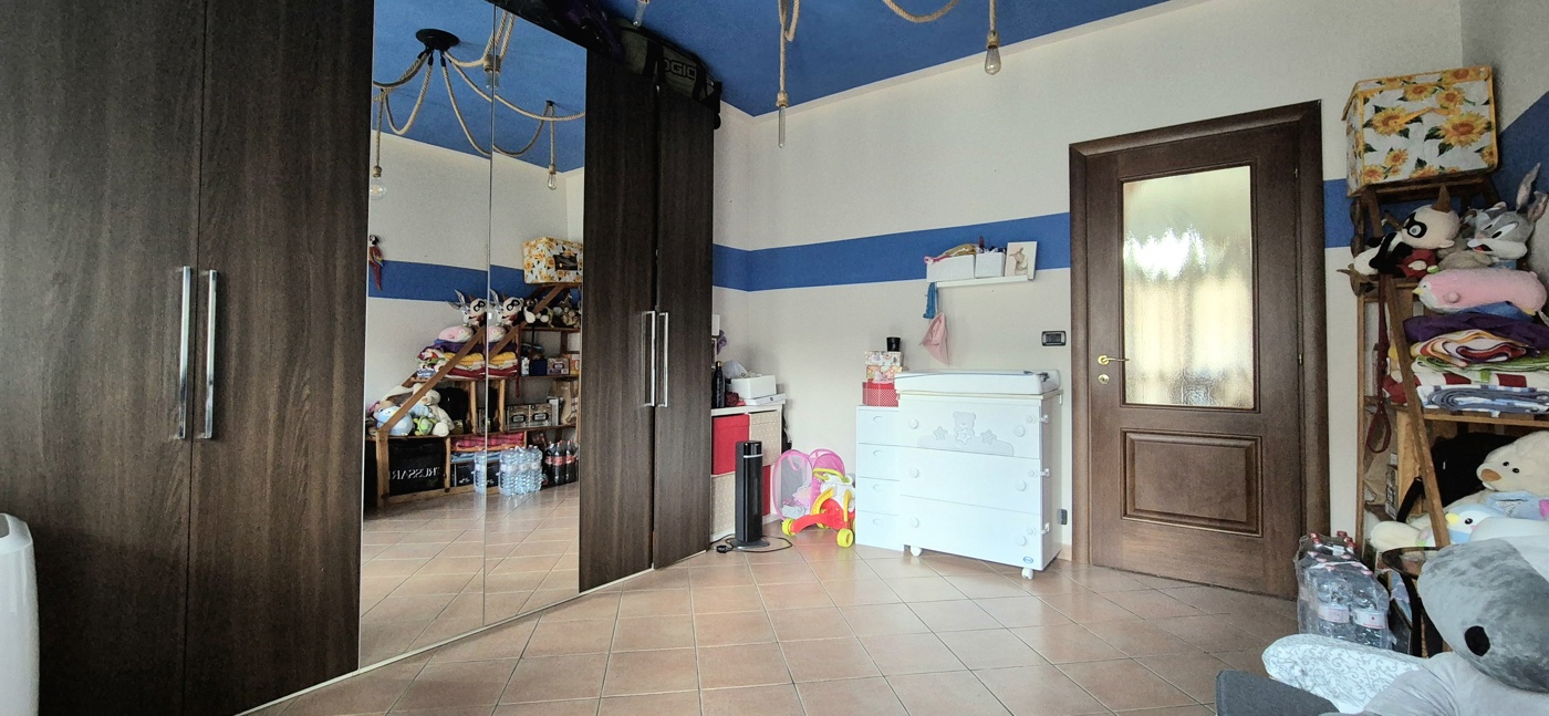 Trilocale ristrutturato a Roletto