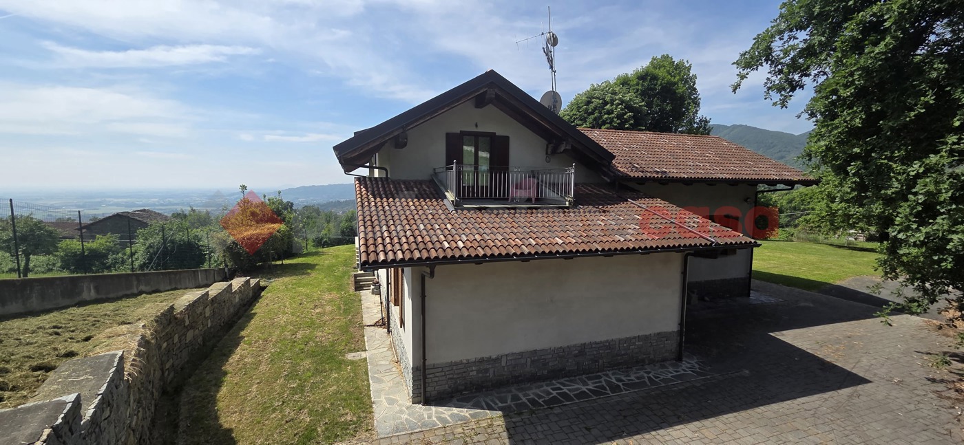 Villa con giardino a Cantalupa