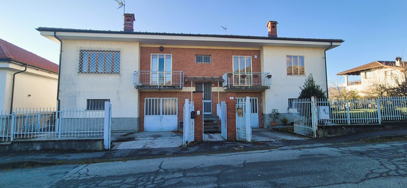 Villa con giardino a Frossasco