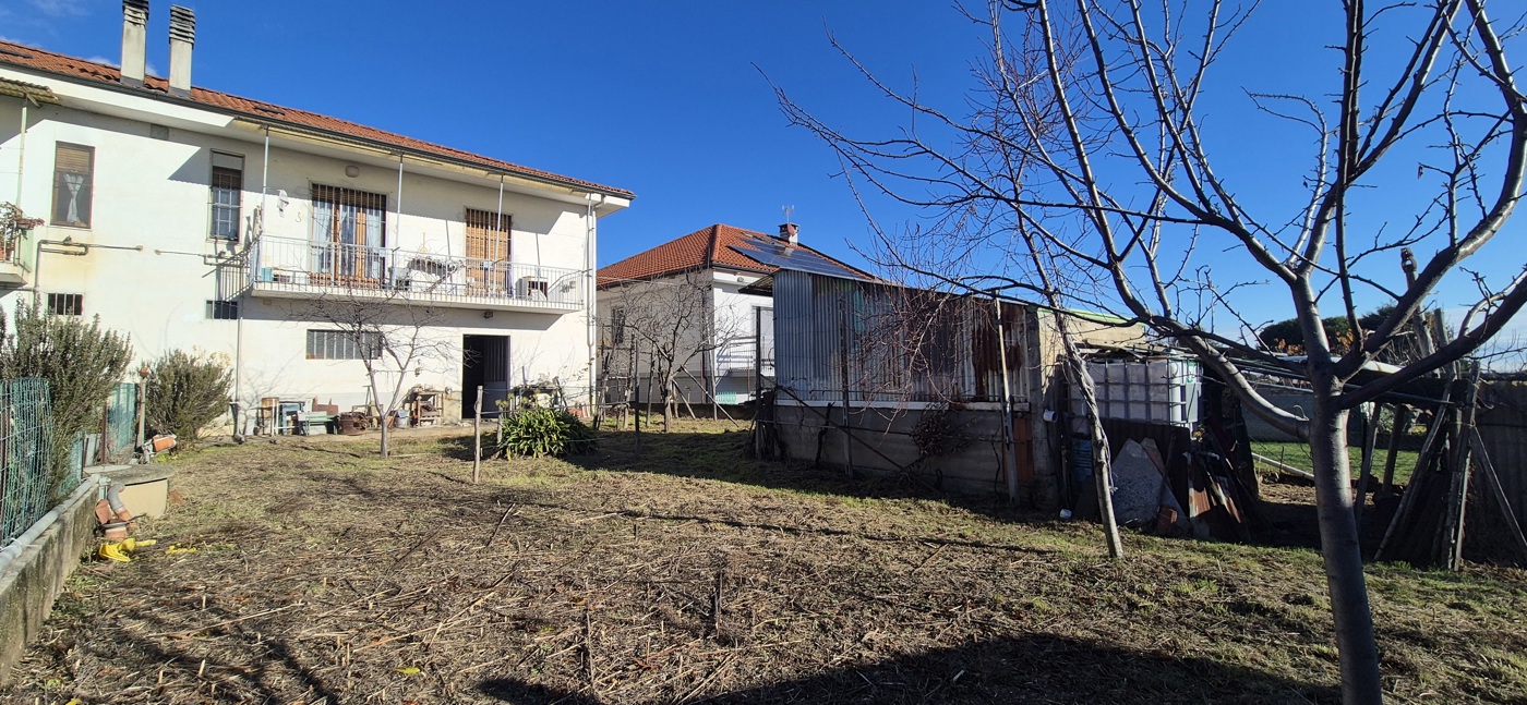 Villa con giardino a Frossasco