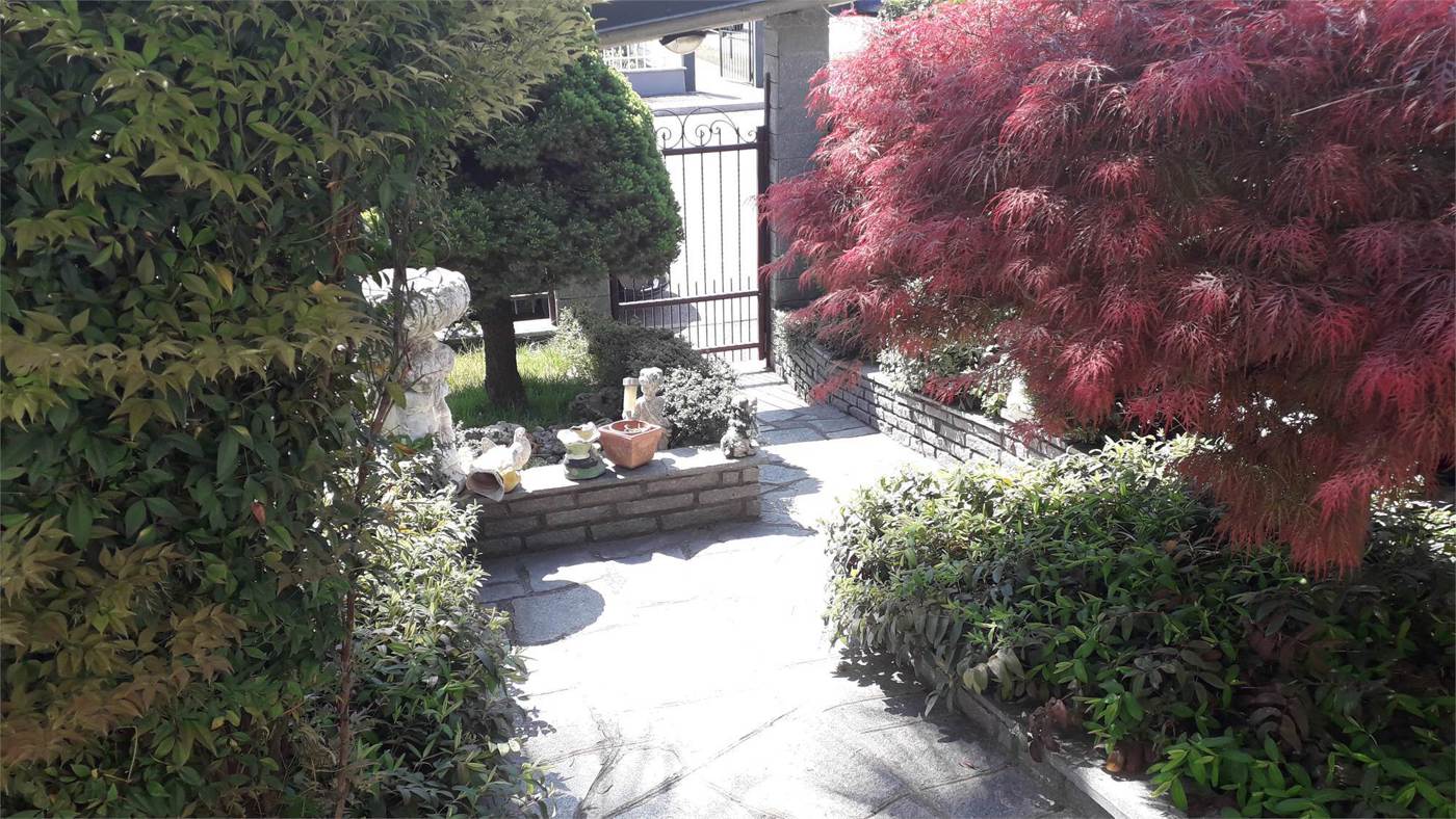 Villa con giardino a Airasca