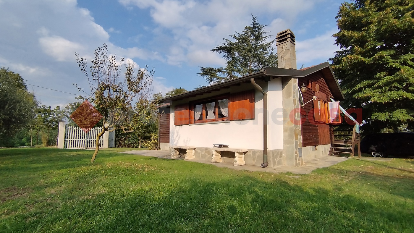 Villa con giardino a Cumiana