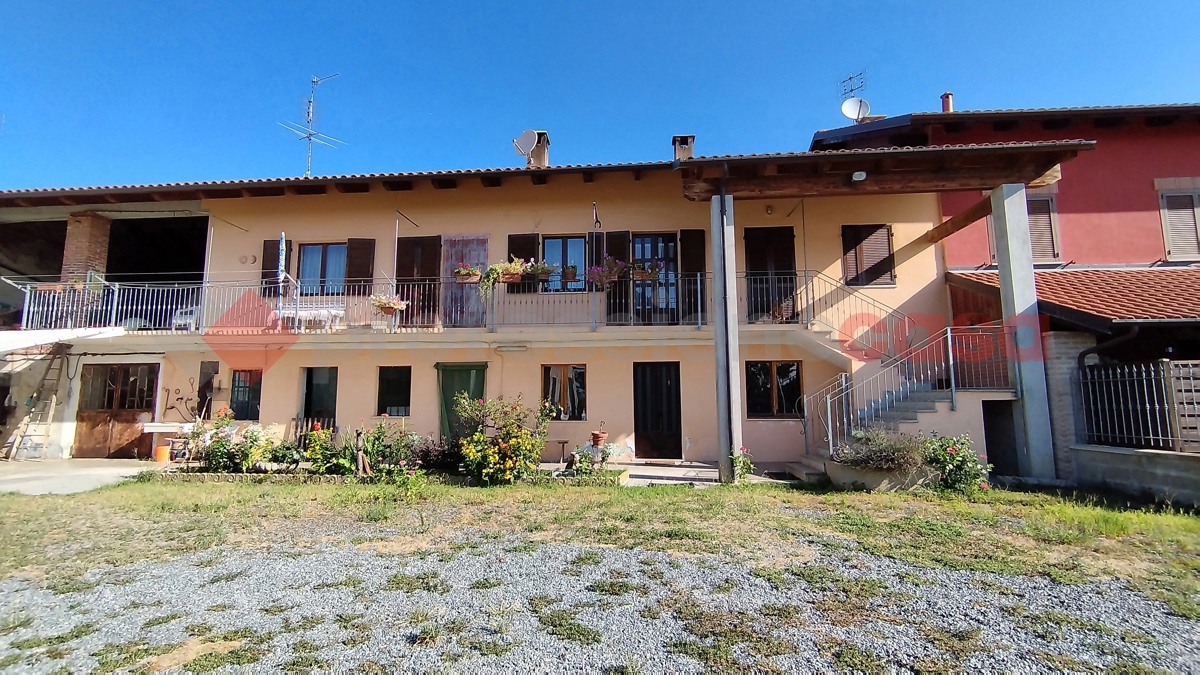 Casa indipendente con giardino a Cumiana