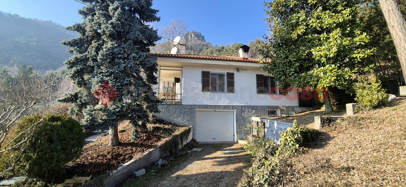 Casa indipendente con giardino a Roletto