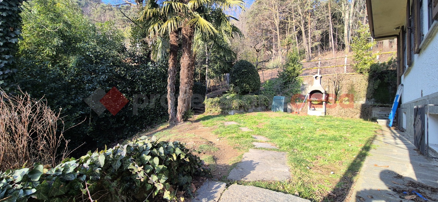 Casa indipendente con giardino a Roletto