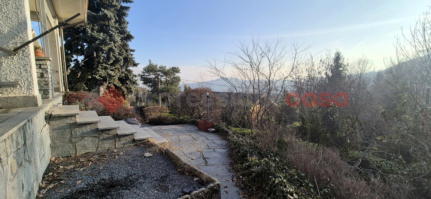 Casa indipendente con giardino a Roletto