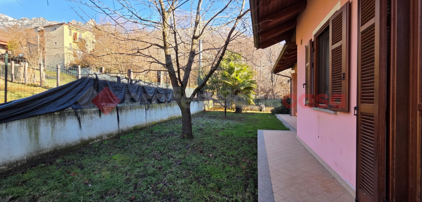 Villa con giardino a Cantalupa