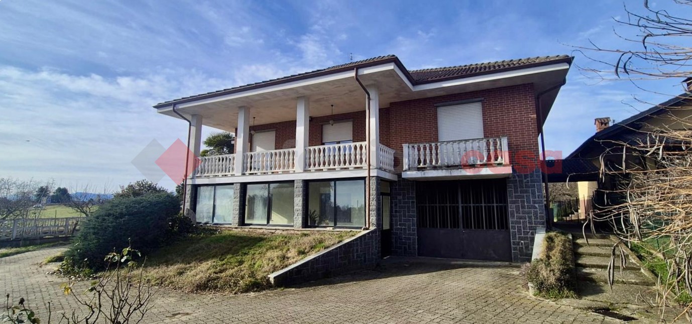 Villa con giardino a Frossasco