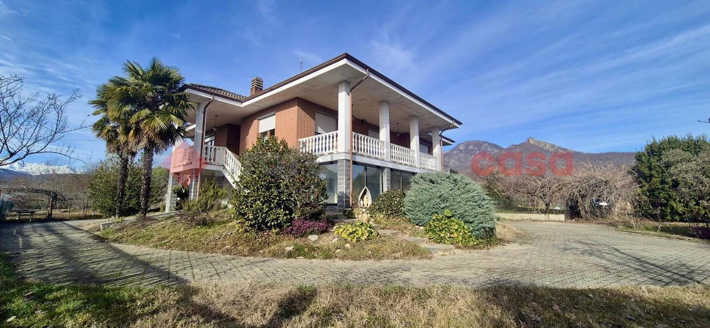 Villa con giardino a Frossasco