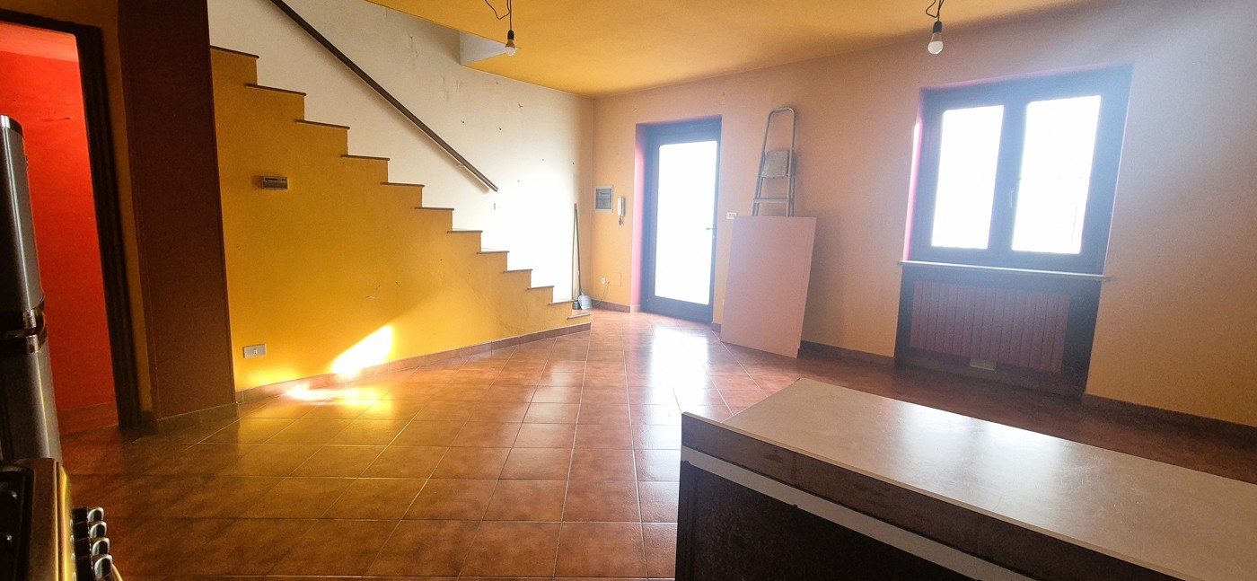 Casa indipendente con giardino a Frossasco