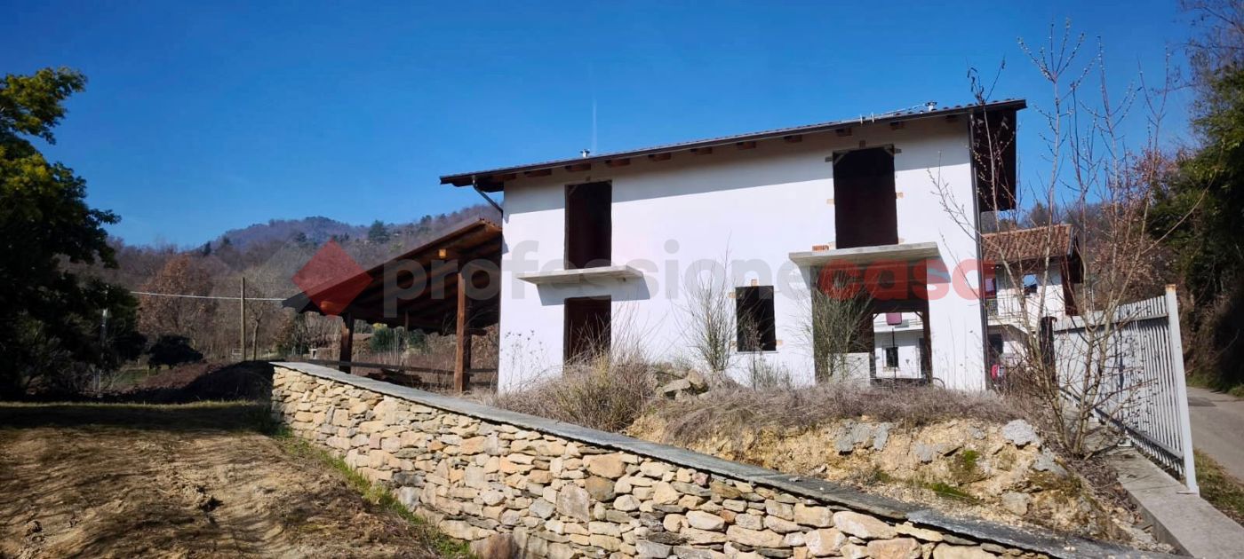 Casa indipendente con giardino a Frossasco