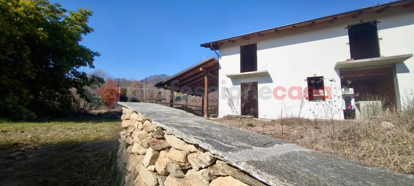 Casa indipendente con giardino a Frossasco