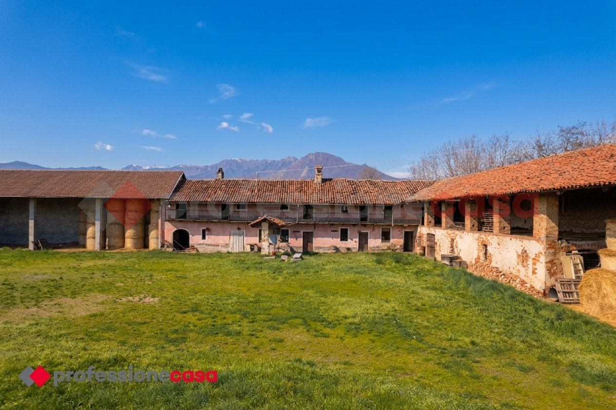 Rustico da ristrutturare a Frossasco