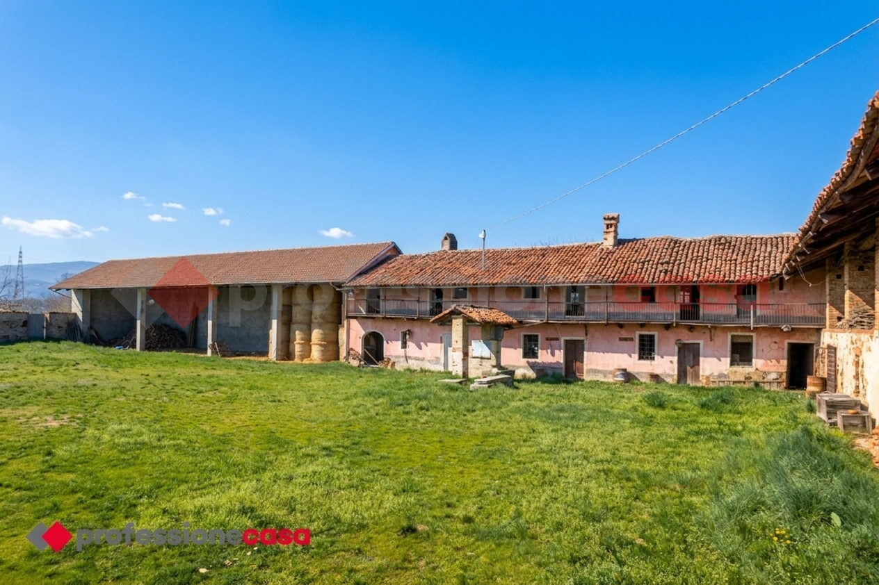 Rustico da ristrutturare a Frossasco