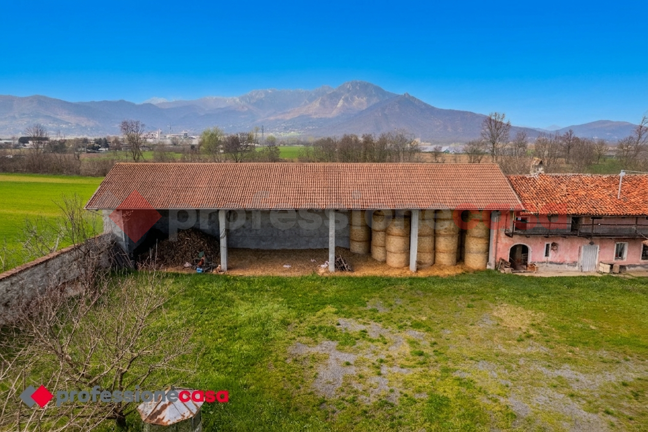 Rustico da ristrutturare a Frossasco