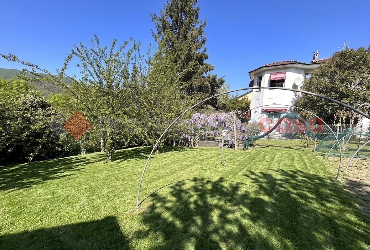 Casa indipendente con giardino a Cumiana