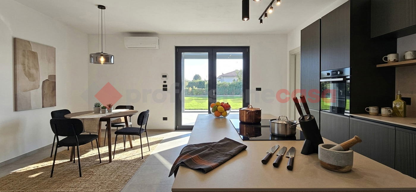 Villa con giardino a Frossasco