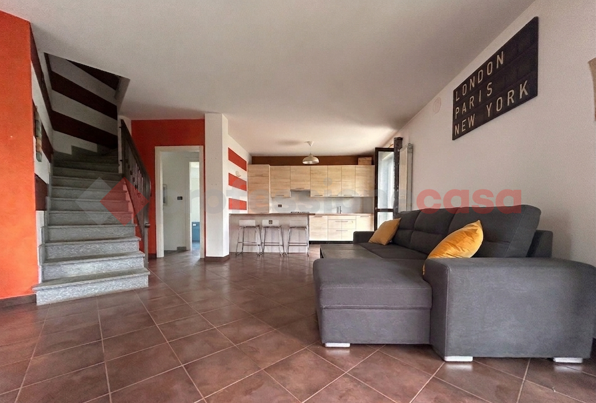 Villa con giardino a Cumiana